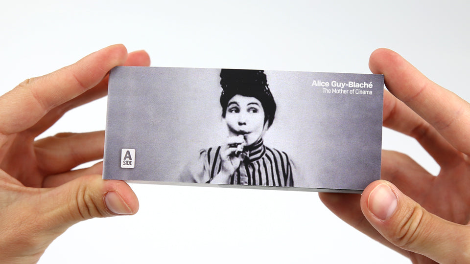 The Pioneers of Cinema - a flip book collection including 10 magic flip books that also feature augmented reality micro-documentaries on George Méliès, the Lumière Brothers, Winsor McCay and many others.