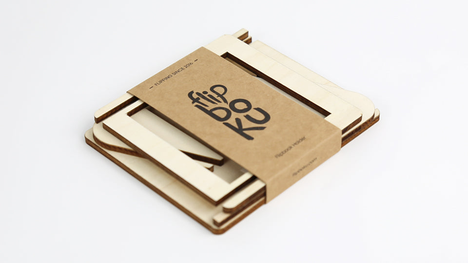 THE HOLDER PACK – Get your Dots &amp; Lines Puzzle Flipbook with your Flipboku Holder, a great tool that makes your life easier and the drawing process more comfortable.