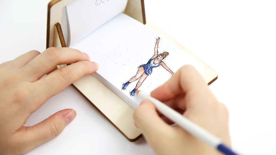 THE HOLDER PACK – Get your Dots &amp; Lines Puzzle Flipbook with your Flipboku Holder, a great tool that makes your life easier and the drawing process more comfortable.